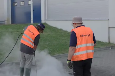 Okwiet - Mycie elewacji, czyszczenie posadzek, mycie hal magazynów